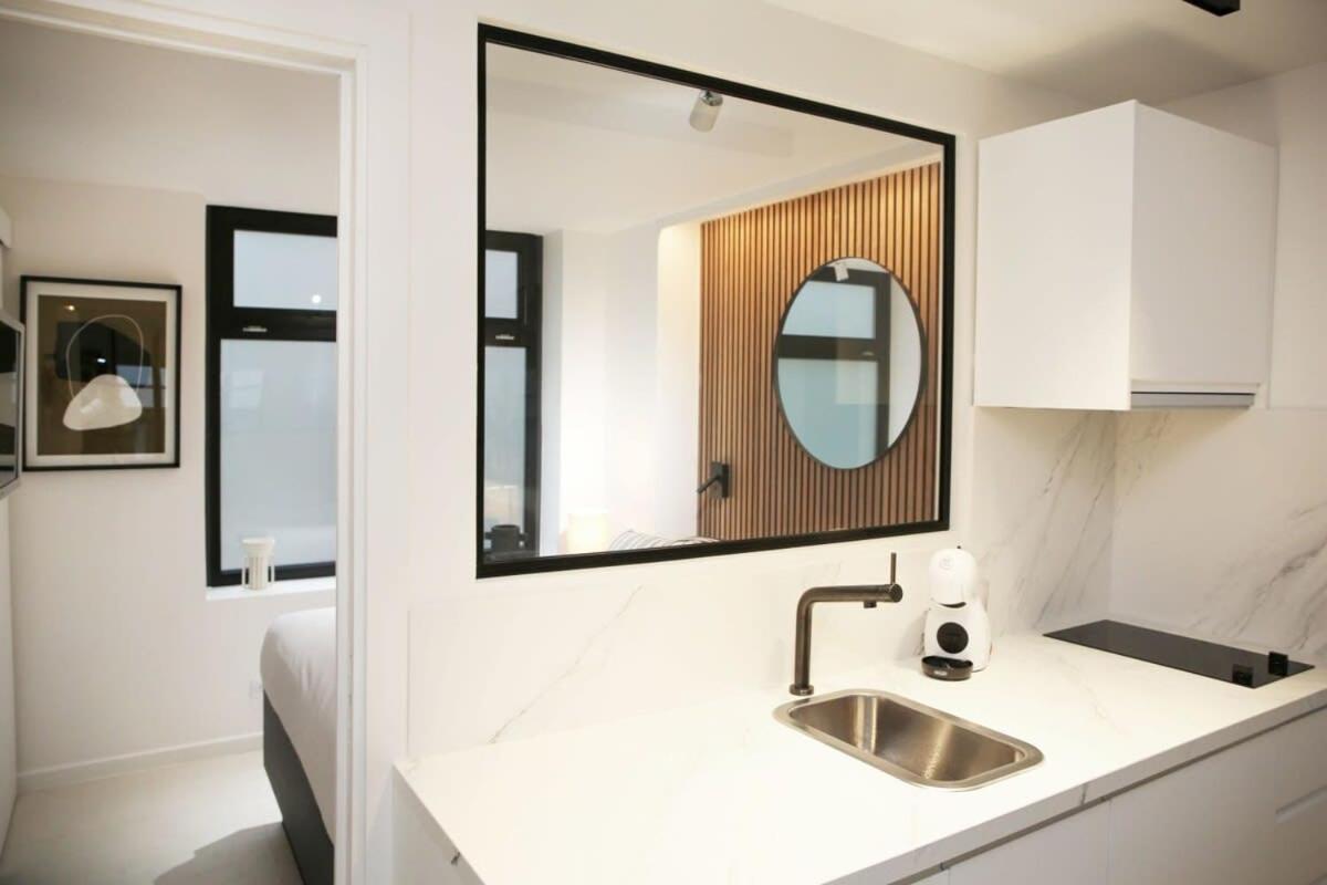 Logement Ideal En Famille - Porte Du Marais - 6P - Flat-Guest Paris Exterior photo